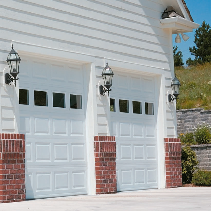 Portón Insulado / Panel Sandwich-Relieve